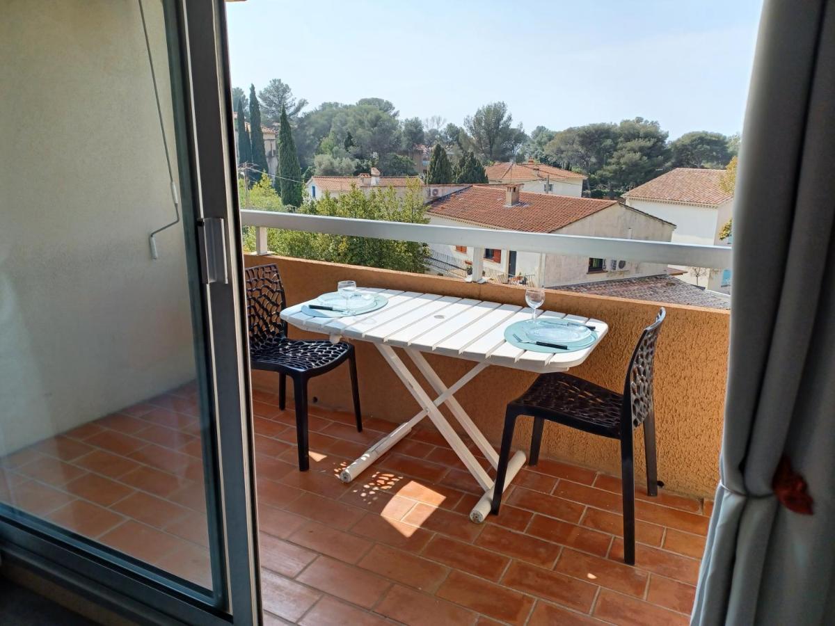 Appart Cosy En Bord De Mer - Port Santia Lucia St Raphael Saint-Raphael  Ngoại thất bức ảnh