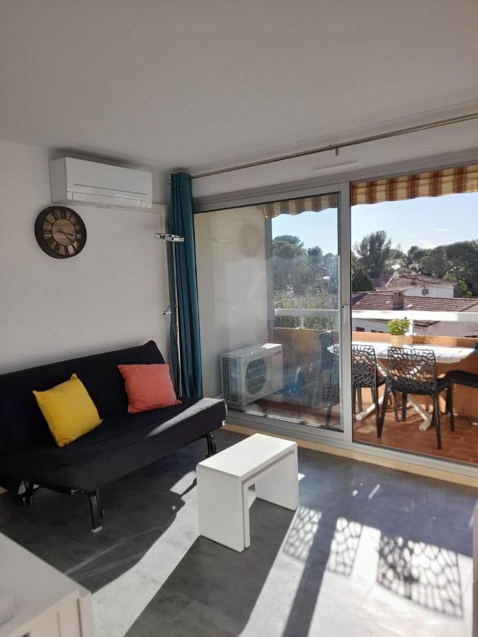Appart Cosy En Bord De Mer - Port Santia Lucia St Raphael Saint-Raphael  Ngoại thất bức ảnh